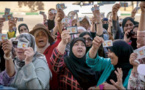 العمال المغاربة يحجون مجددا إلى المعبر الحدودي رفضا لشروط الدخول الجديدة