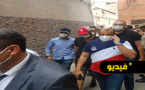شاهدوا.. إعادة تمثيل جريمة قتل أربعيني لأخيه بسبب الإرث