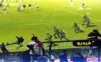 فيديو.. مقتل 174 مشجعا تحت الأقدام في مباراة لكرة القدم