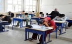 إجراء حكومي جديد ضد "الفرنسة".. تعميم الإنجليزية في السلك الإعدادي