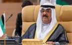 أمير الكويت يتخلف عن حضور القمة العربية بالجزائر