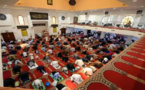 الداخلية البريطانية تلاحق المهاجرين في المساجد لتدفعهم للرحيل