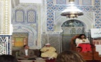 ظهور سيدة بدون غطاء الرأس على منبر مسجد يثير الجدل