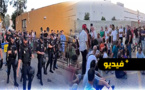 سكان  مليلية يتظاهرون في المعبر الحدودي لبني أنصار 