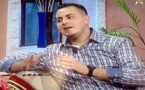 الكوميدي علاء بنحدو ضيف برنامج "تينوبكا" على شاشة القناة الأمازيغية الثامنة