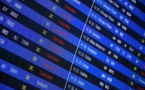 إضرابات تشل حركة الطيران بفرنسا وتلغي رحلات بالجملة