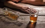 كحول فاسدة تنهي حياة 10 أشخاص بالجزائر