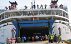 طفلٌ يلفظ أنفاسه على متن باخرة للمسافرين قادمة من إسبانيا إلى ميناء بني أنصار