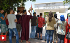 تلاميذ بالناظور يطالبون بإعادة تصحيح الإمتحان الجهوي في وقفة احتجاجية أمام نيابة التعليم