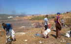 مواطنون بسلوان يوقظون ضمير المسؤولين بجمع الأزبال