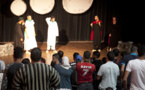 مسرحيو أمازيغ "تيزي وزو" الجزائرية يضيئون سماء الحسيمة ضمن مهرجان النكور