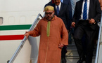 الملك محمد السادس يعود إلى أرض الوطن بعد رحلة خاصة لباريس
