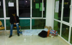 بالصور.. طالب يخوض إعتصاما مفتوحا داخل كلية العلوم التقنية ببوكيدان‎