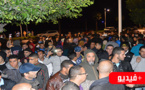 الحادث المأساوي للقطار يدفع ساكنة "ترقاع" للإحتشاد أمام عمالة الناظور وسط إحتجاجات عارمة