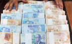 حجز 27 مليون سنتيم لدى شاب ناظوري بمعبر بني نصار أثناء خروجه من مليلية‎