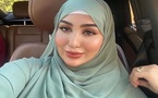 توقيف  “صوفيا تايتماترز” بمطار محمد الخامس بسبب مستحضرات تجميل مشبوهة تدّعي تكبير مناطق بالجسم