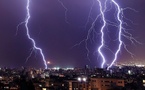 زخات رعدية مصحوبة ببرد متوقعة اليوم الثلاثاء بالمنطقة الشرقية والريف