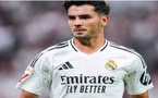 براهيم دياز يمدد إقامته في ريال مدريد حتى 2030