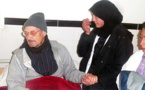 تلاميذ ثانوية بني أنصار الإعدادية يزورون دار العجز بالناظور 