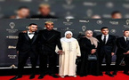 جدة لامين يامال تلفت الأنظار في حفل الكرة الذهبية 2025 جدة لامين يامال تلفت الأنظار في حفل الكرة الذهبية 2025