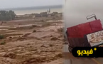 نجاة سائق شاحنة بأعجوبة في تزاغين جراء تصدرع في الطريق الساحلي 