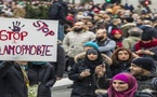 الحكومة الإسبانية تكشف الحقيقة: المهاجرون يساهمون في الضمان الاجتماعي أضعاف ما يأخذون