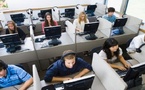 قرار فرنسي جديد يهدد آلاف الوظائف في مراكز النداء بالمغرب