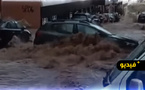 تطوان تغرق بعد أمطار مفاجئة: شوارع رئيسية تتحول إلى أنهار