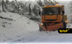 الاستنفار بالحسيمة.. كاسحات الثلوج تعيد فتح المحاور الطرقية وفك العزلة عن المرتفعات