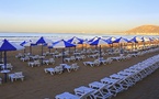 هل تمضي سلطات الناظور على خُطى والي البيضاء في منع تفويت الشواطئ قبل غرة الصيف؟