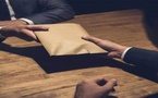 توقيف ضابط شرطة متلبسا بالرشوة وفتح تحقيق قضائي