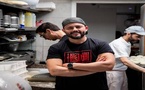 قصة مغربي ترك الوظيفة في بنك ليصنع أشهر ساندويتش إيطالي حلال في فرنسا