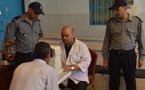 توزيع نظارات طبية وفحص عدد من النزلاء ضمن حملة طبية بالسجن المحلي بالناظور