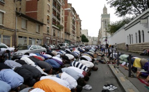 السلطات الفرنسية تغلق مسجدا بعد اتهامها إمامه بالتطرف