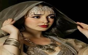 صرخة فنانة ريفية.. اعتزال "مازيليا" بسبب الوسخ والاستغلال في كواليس الفن