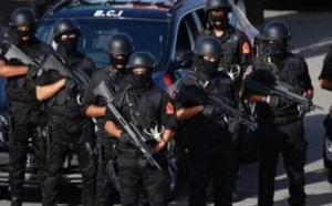 تعزيزات أمنية مكثفة تصل العروي لتنفيذ مداهمات ضد مثيري الشغب