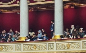 ارتداء الحجاب داخل الجمعية الوطنية يثير رفضا واسعا بفرنسا