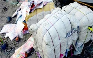 قادمة من أوروبا.. إفشال محاولة لإدخال ملابس "الخوردة" متسخة لأسواق المملكة