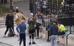 مستقبل القاصرين المغاربة في مليلية يثير الجدل بعد مطالبة فوكس بإغلاق مركز للإيواء