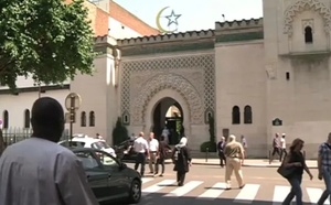 جمعيات مسلمة بفرنسا تقاضي معهدا بسبب استطلاع رأي مسيء