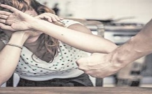 إسبانيا.. مغربي يعترف بضرب زوجته بـ "الحزام" ومنعها من الخروج لأن طعامها لم يعجبه