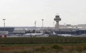 توقيف 9 مسافرين مغاربة بسبب شجار عنيف داخل طائرة بمطار مايوركا