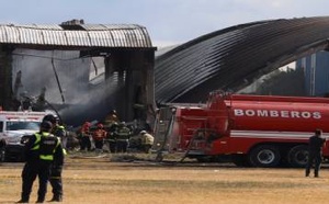 المكسيك تشهد مأساة جوية: سبعة قتلى وإجلاء 130 شخصا بعد تحطم طائرة