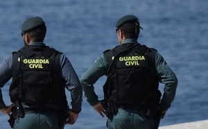 إسبانيا: توقيف ضابط بالحرس المدني لتلقيه 30 ألف يورو مقابل تسهيل مرور شحنات المخدرات