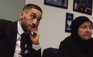 الدولي المغربي زياش يشيع جنازة  شقيقه بمسقط رأسه ببركان