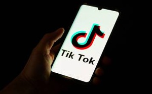 دولة أوروبية تتجه نحو حظر شبكات التواصل على من هم دون 15 سنة