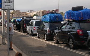  ازدحام خانق في معبر مليلية.. والمسافرون ينتقدون “الحدود الذكية” الإسبانية