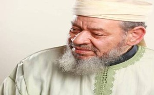 عبد الهادي بلخياط في العناية المركزة بالداخلة وتعليمات ملكية بنقله للبيضاء