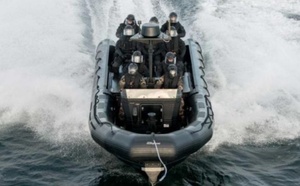 الدرك الملكي بالناظور يوقف 30 مهاجرا ويكشف شبكات تهريب عبر “الفانطوم”