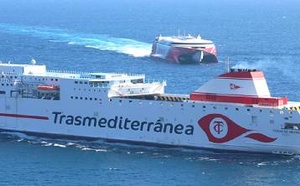 تعليق الملاحة البحرية بين طنجة وطريفة بسبب سوء الأحوال الجوية